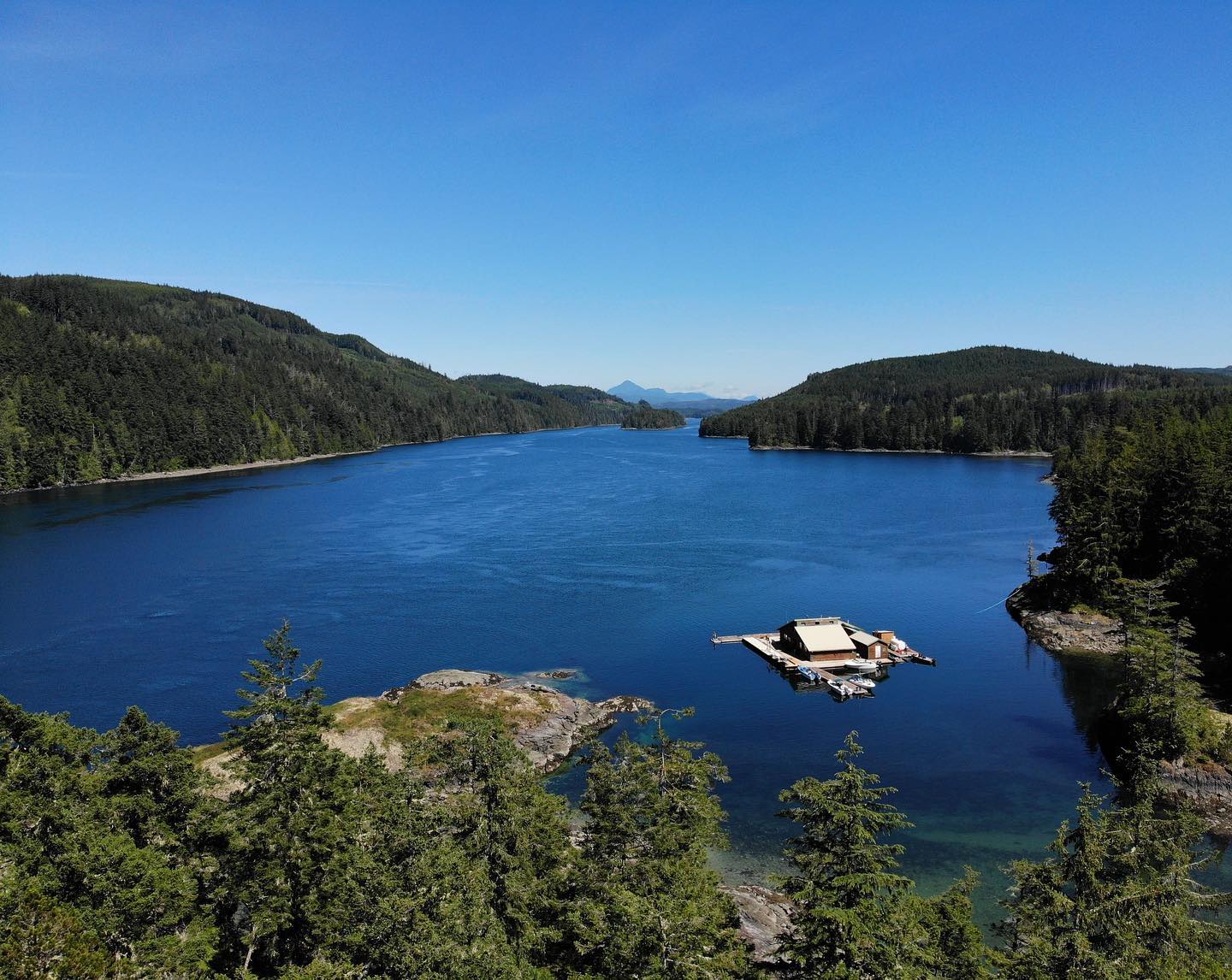 Forfait pêche 4 jours / 3 nuits - Survol via Vancouver — Coastal Springs Lodge – Coastal Springs Lodge